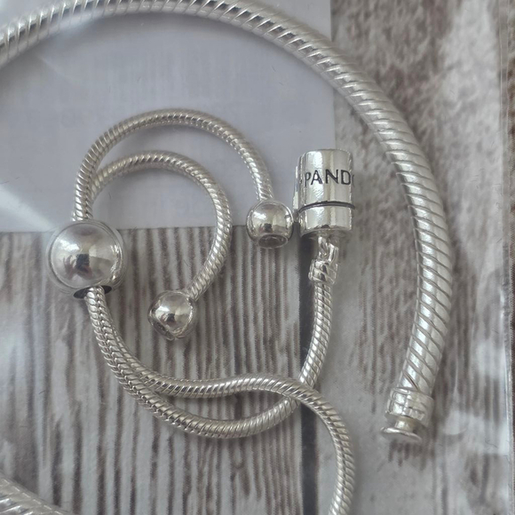 Genuine Pandora Moments 925 Silver Slider Bolo Snake Chain Bracelet Size 8 - Picture 3 of 5